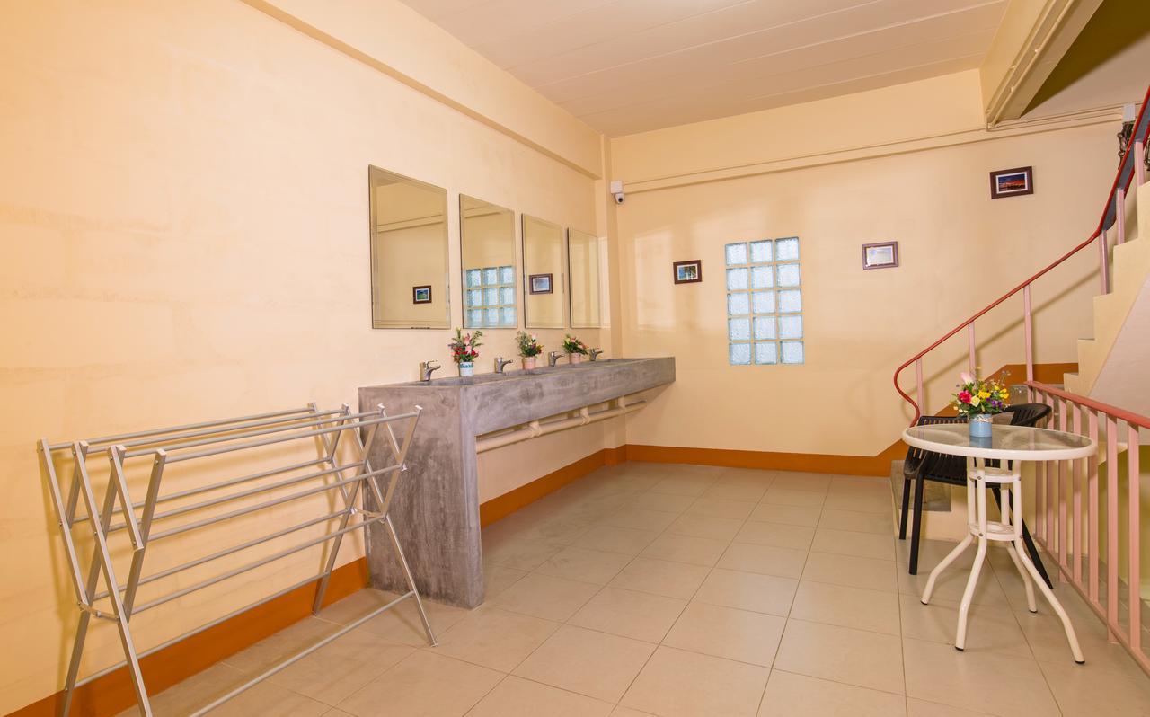 Chaofar De Hostel Krabi town Esterno foto